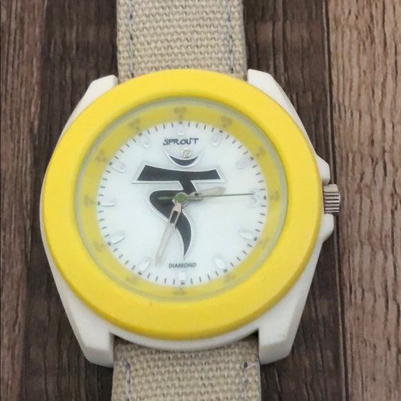 🥳HP🎉NWOT Sprout Sport Eco-Friendly Watch - Picture 1 of 6